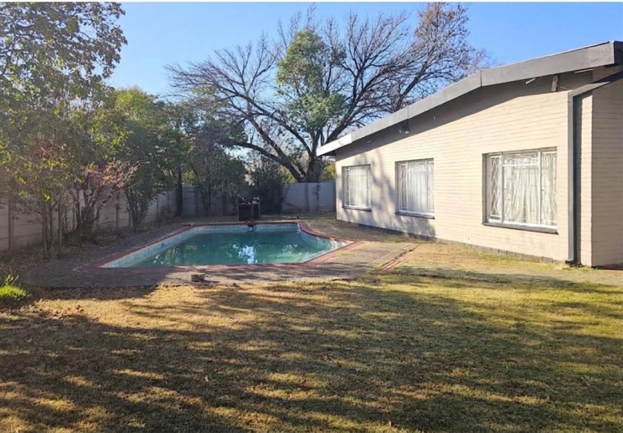 4 Bedroom Property for Sale in Brandwag Free State